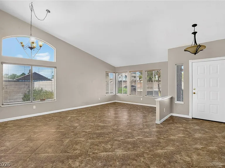 4552 Gonzales Dr — Photo 43