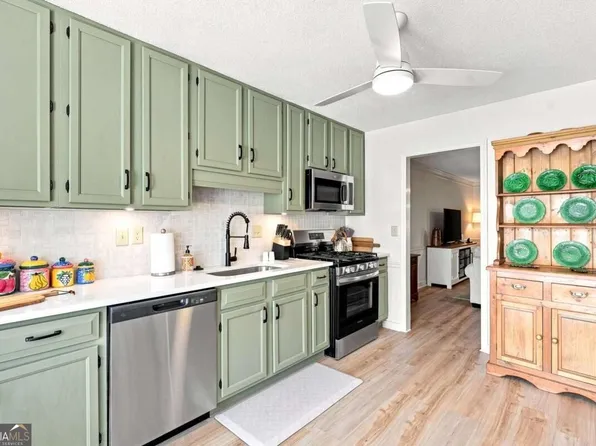 1208 Magnolia Way SE, Smyrna, GA 30082