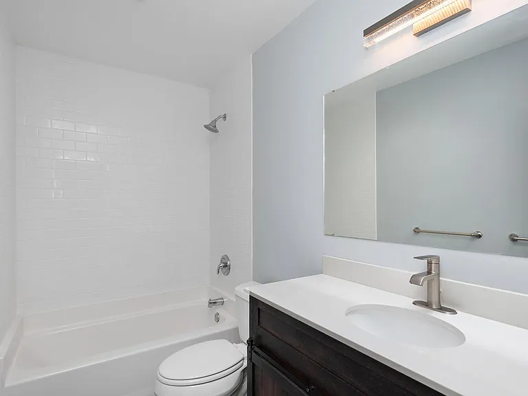 5329 Interlachen Blvd — Photo 8