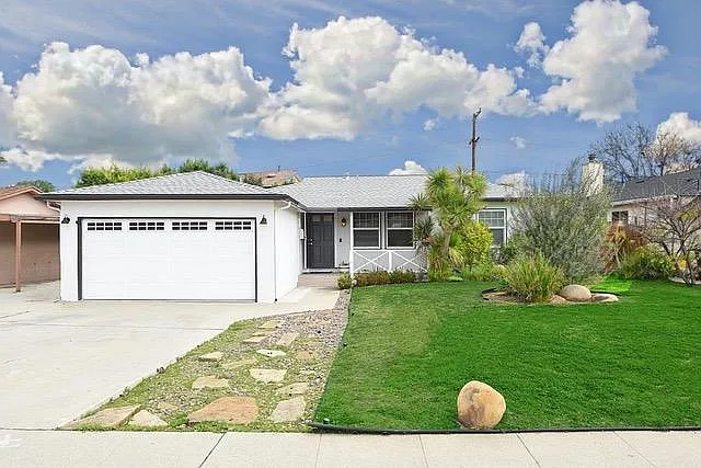 8106 Reading Ave — Photo 7