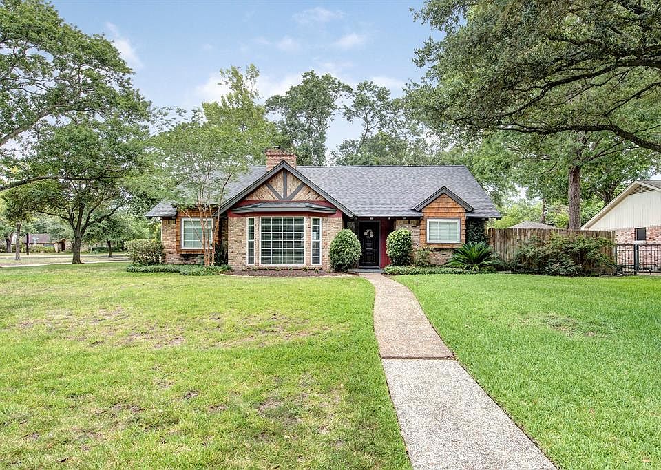 1st image of 10334 Londonderry Dr