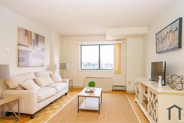 3505 Bergen Tpke — Photo 1