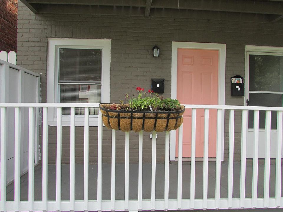 1st image of 1921 Lakeview Ave