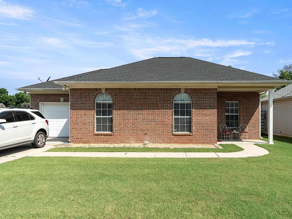 1st image of 8627 Cedar Springs Cir