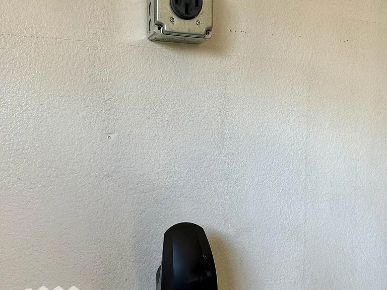 EV outlet charger (previously used with Tesla)
