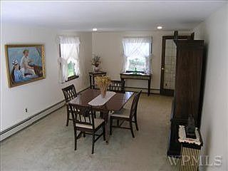 4th image of 55 Seven Oaks Ln