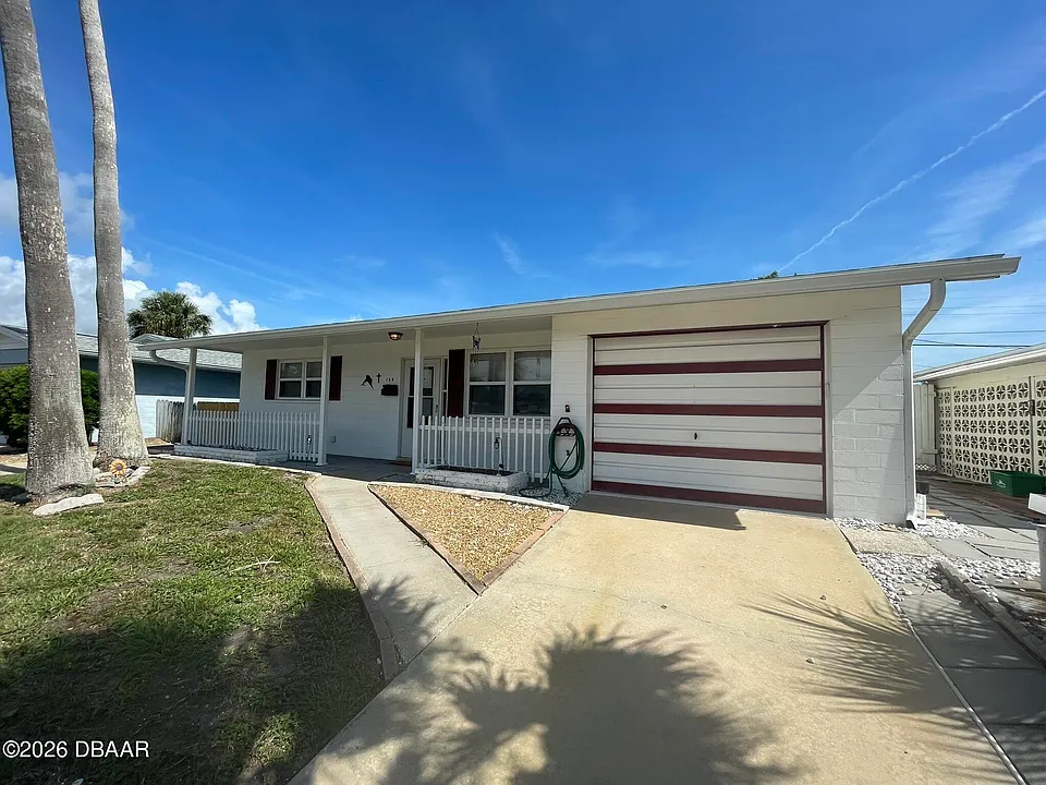 125 Lynnhurst Dr