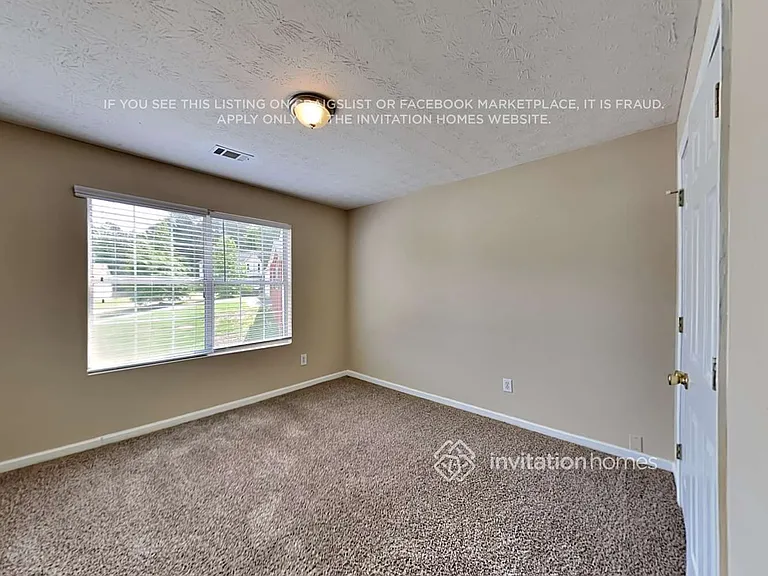 208 Belmont Dr — Photo 13