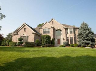 11091 Woodlands Way, Cincinnati, OH 45241