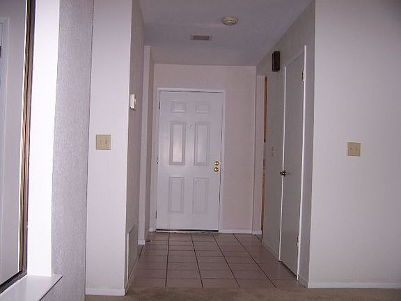 3rd image of 2247 Old Creek Cir