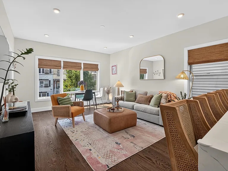 112 Webster Ave #1 — Photo 14