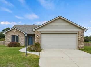 2792 Stonecrop Rd, Huntertown, IN 46748