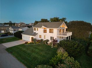16 Larch Ave, Narragansett, RI 02882