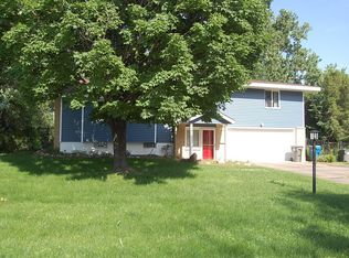 1445 Ottawa Ave S, Golden Valley, MN 55416