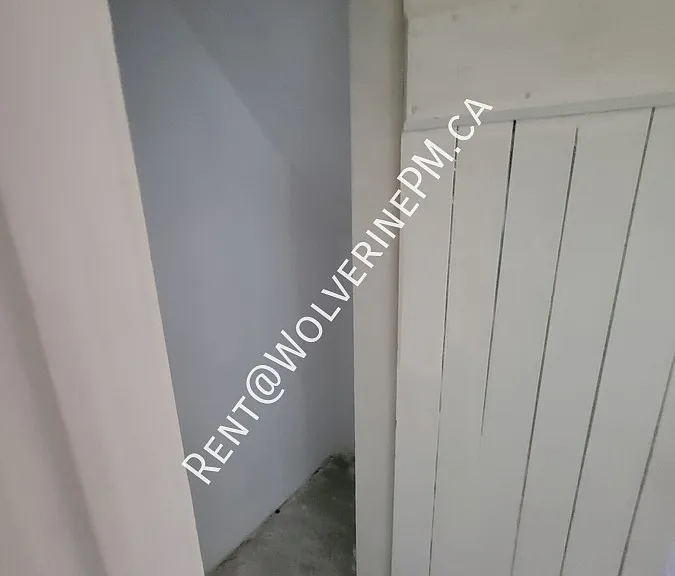 196 Forbes St #4 — Photo 6