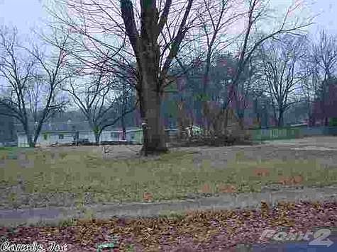 1st image of 1825 Robert E Lee St