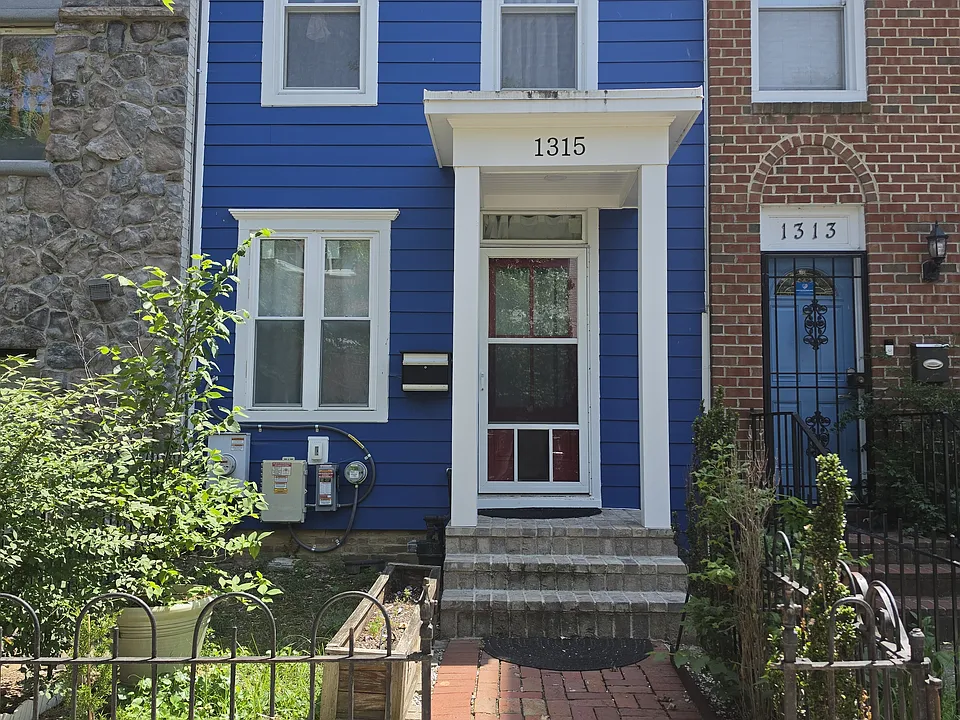 1315 K St SE