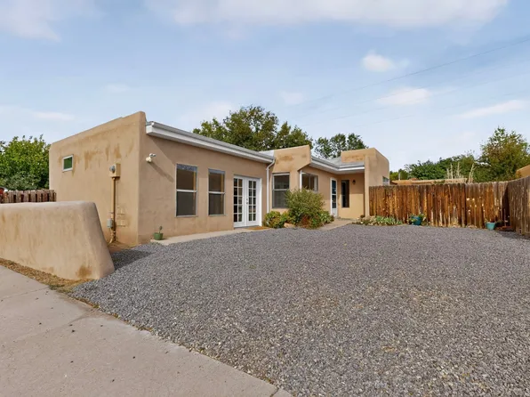 1017 Camino Anasazi, Santa Fe, NM 87505