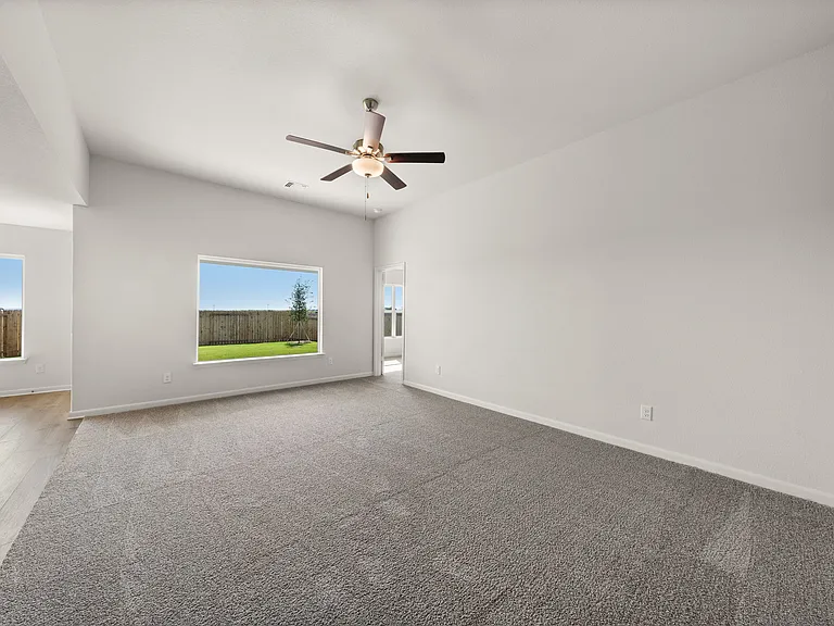 Vista West — Photo 39