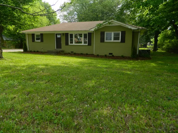 211 Westland St, Portland, TN 37148