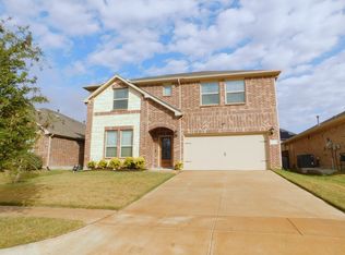 1111 Saddle Ridge Dr, Aubrey, TX 76227