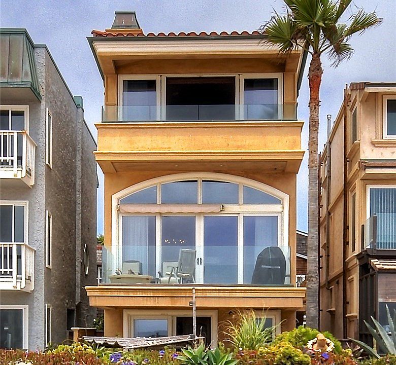 1st image of 61A Surfside Ave