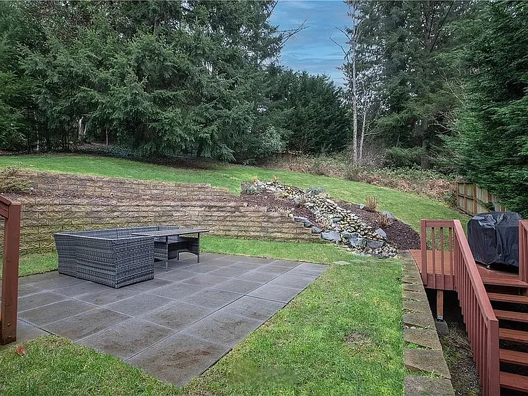 10619 91st Avenue Ct SW — Photo 2