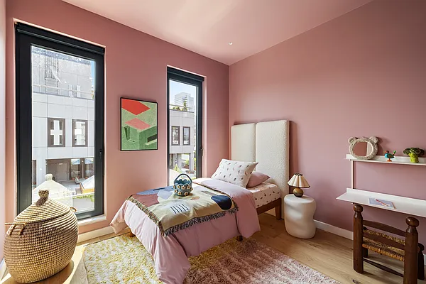 Bedroom, photo 2