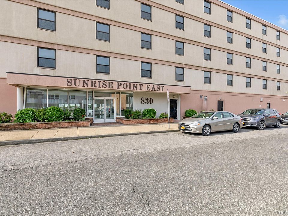 1st image of 830 Shore Rd APT 3I