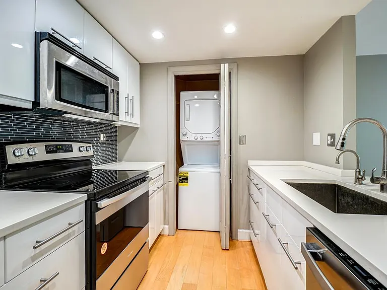 1080 Wisconsin Ave NW #2019 — Photo 15