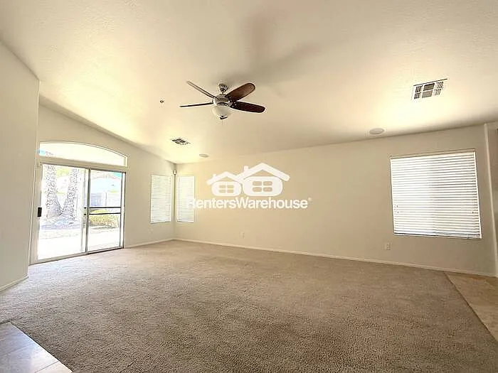 8757 E Avalon Dr — Photo 6