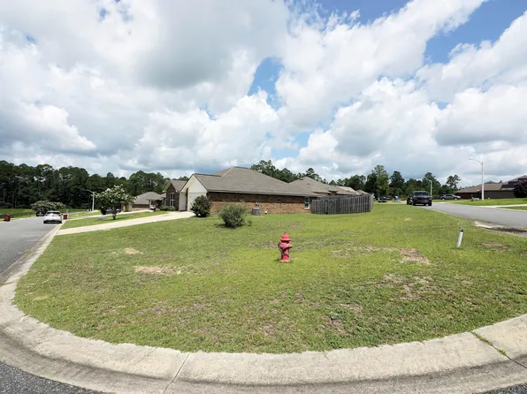 415 Scooter Cv, Crestview, FL 32539