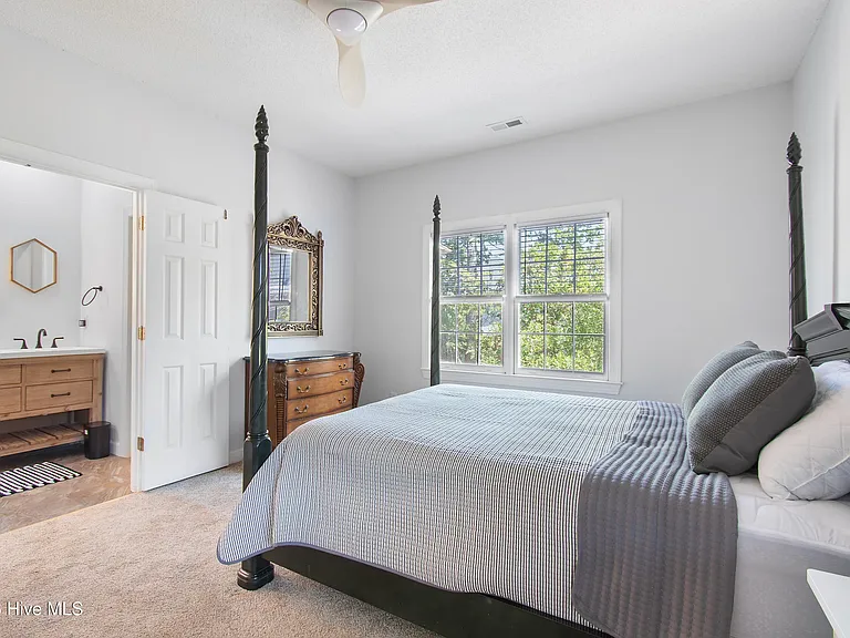 4148 Carlyle Pl SE — Photo 13