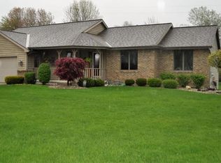 2062 Richview Ave NW, Grand Rapids, MI