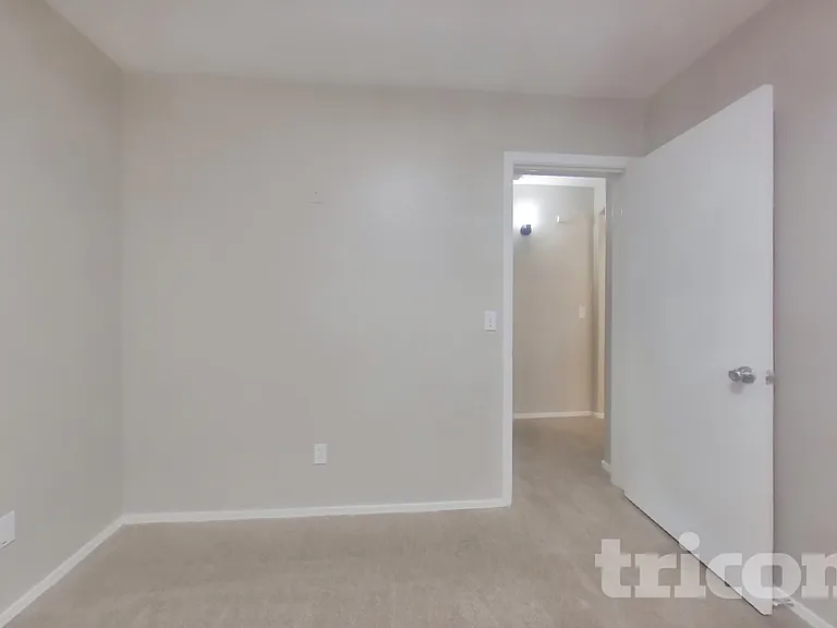 8520 W Sonora St — Photo 15