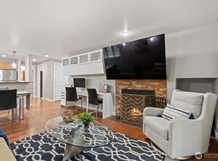 15140 NE 82nd St UNIT 104, Redmond, WA 98052