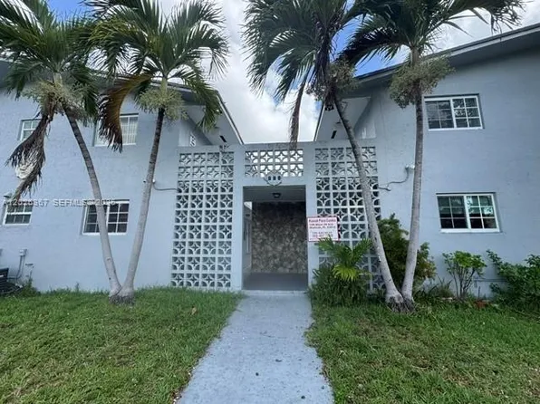 199 W 29th St APT 12, Hialeah, FL 33012