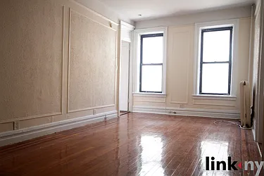 Rented by Link NY Realty
