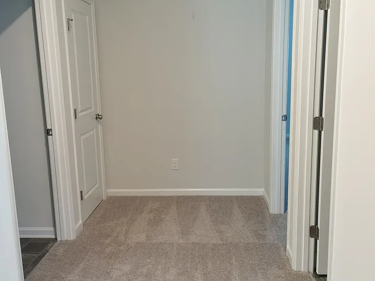 1823 Landon Ln — Photo 33