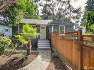 8222 35th Ave SW, Seattle, WA 98126