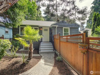 8222 35th Avenue SW, Seattle, WA, 98126