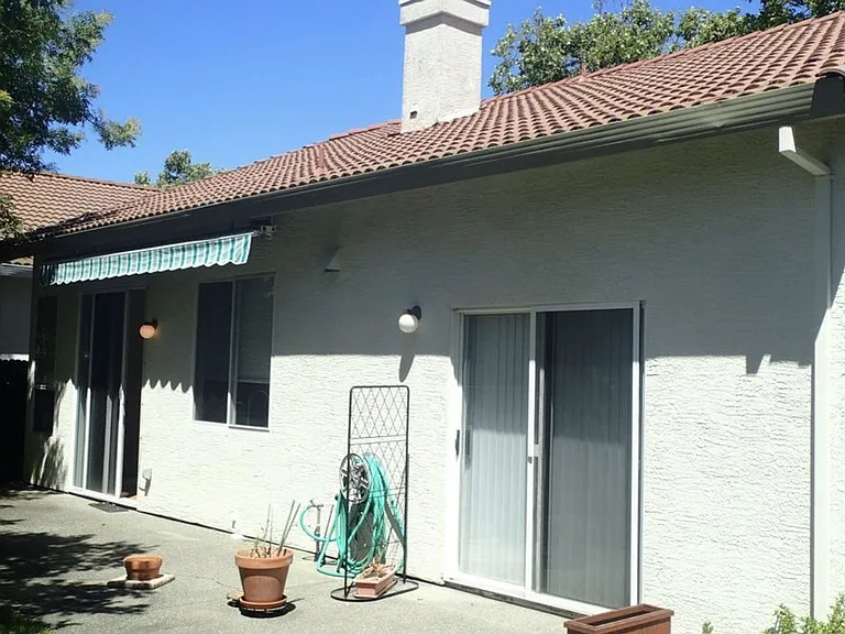 2930 Mallorca Ln — Photo 4
