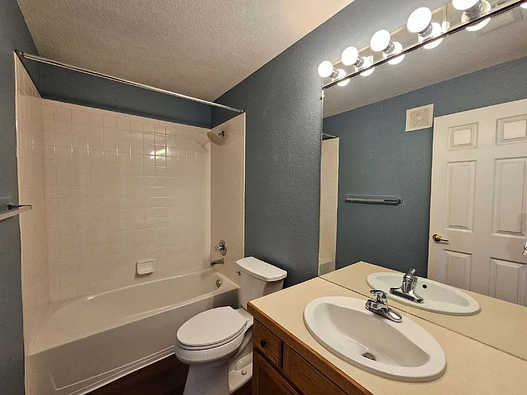6697 S Forest Way #B — Photo 8