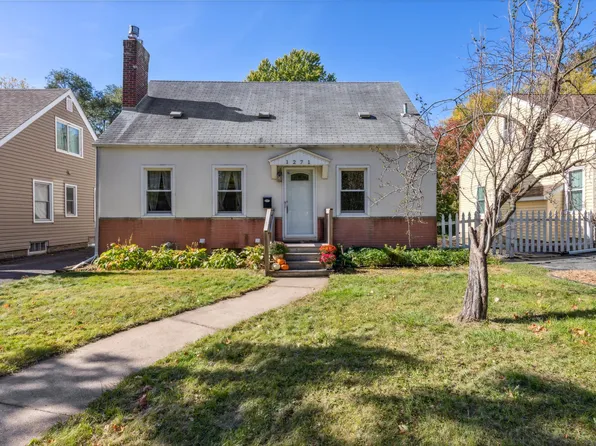 1271 Kennard St, Saint Paul, MN 55106