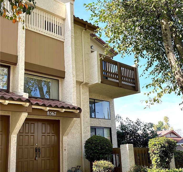 1st image of 8567 Village Ln
