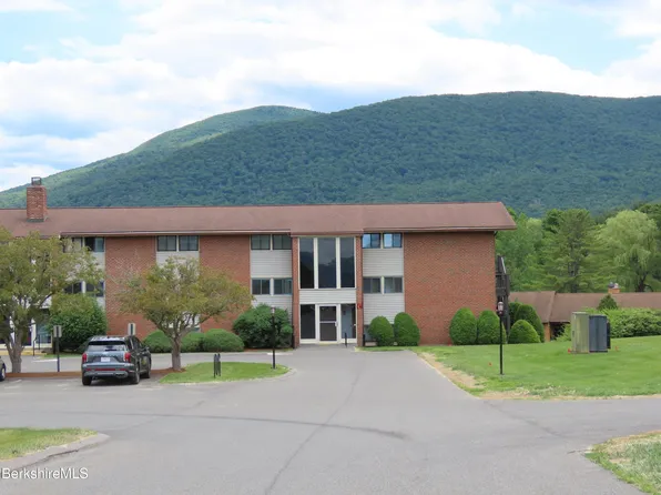 189 Stratton Rd APT C4, Williamstown, MA 01267