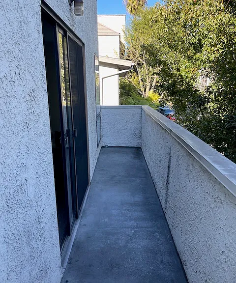 4453 Woodman Ave #9 — Photo 16