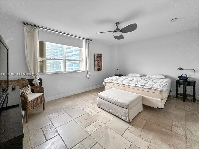 10185 Collins Ave #502 — Photo 14
