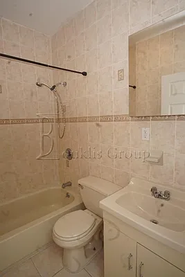 Rented by Bouklis Group | media 7