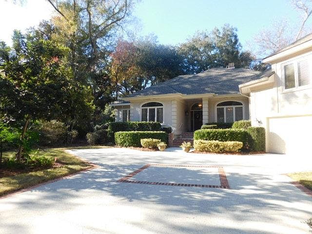 1st image of 360 Long Cove Dr